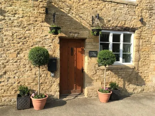 Cotswold Cottage Guesthouse - Pensions