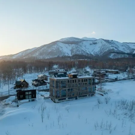 The 1898 Niseko