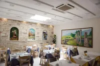 Hotel Argjiro - breakfast