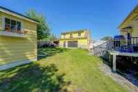 Near Bates & Bowdoin Colleges + Local Nature Park! - Apartments