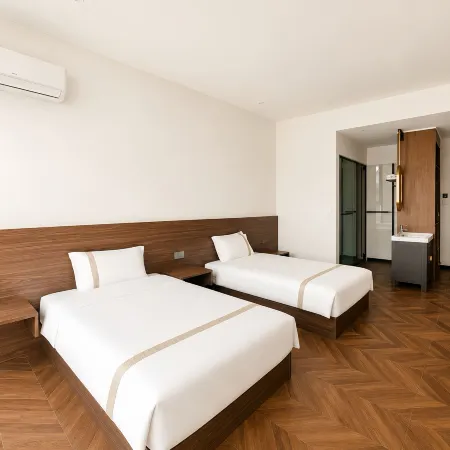 harbor international hotel