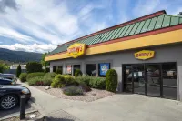 Sandman Hotel Penticton - 3-Star