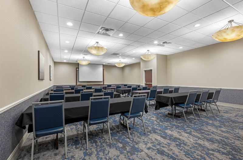 Best Western Plus Dubuque Hotel Conference Center photo 5