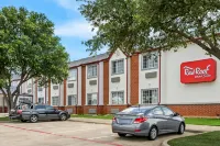 Red Roof Inn & Suites Euless - DFW Airport Southwest - Hot Tub
