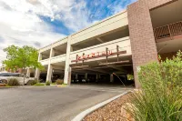 The Grandview at Las Vegas - parking