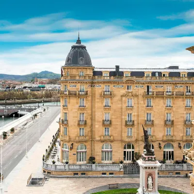 Hotel Maria Cristina, a Luxury Collection Hotel, San Sebastian Hôtels à proximité de : Promenade de la Concha