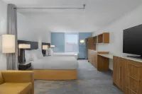 Home2 Suites by Hilton Idaho Falls - Parkplatz
