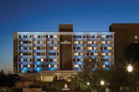 Hotel Ballast Wilmington, Tapestry Collection by Hilton - parking
