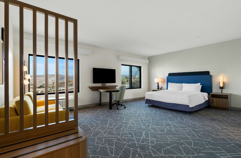 Hampton Inn & Suites by Hilton Corona