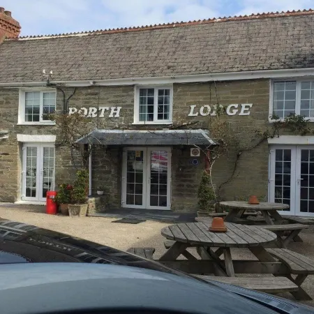 Porth Lodge