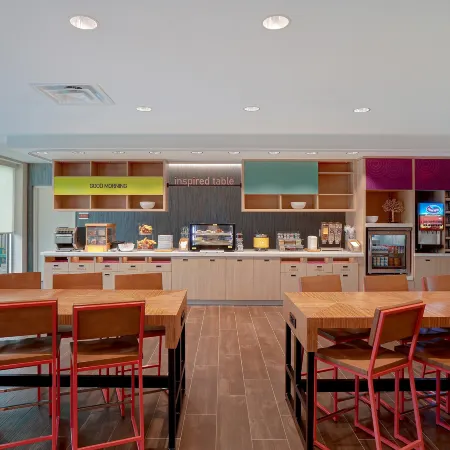 Home2 Suites by Hilton Lakewood Ranch