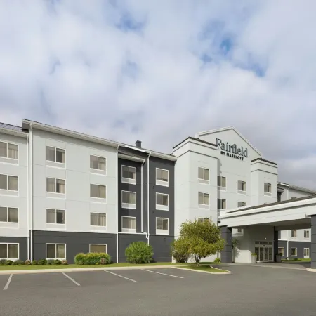 Fairfield Inn & Suites Lake City