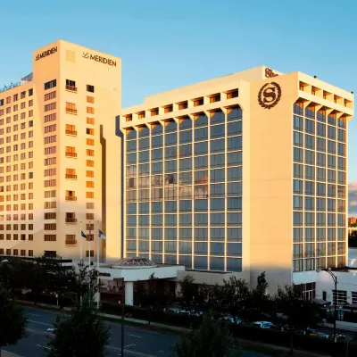 Le Méridien Charlotte Hotels near Chantilly Shopping Center