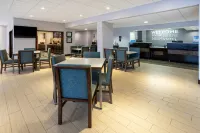 Hampton Inn Dover - 2-Star