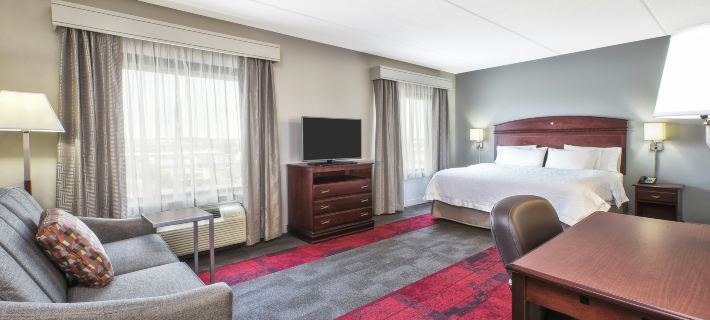 Hampton Inn & Suites Madison West Hotels in Madison