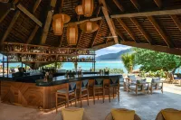 Rosewood Little DIX Bay - bar