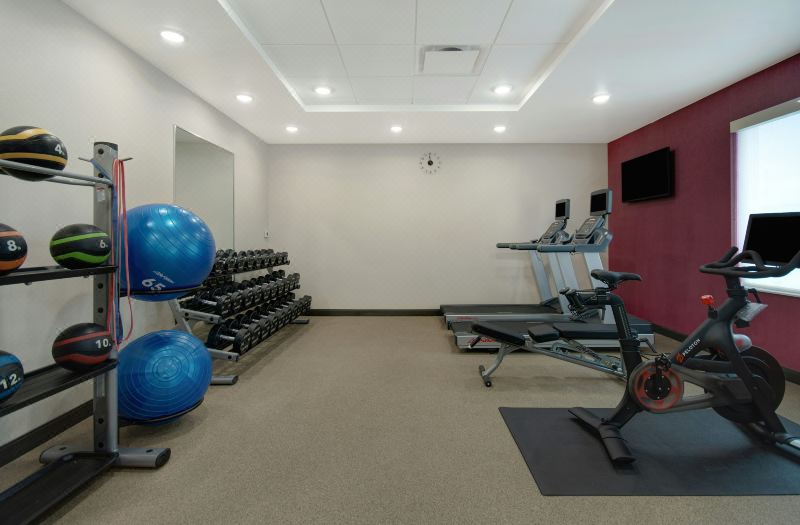 Home2 Suites by Hilton Grand Rapids Airport photo 4