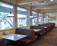 Piccadilly Inn Airport - Desayuno