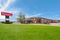 Red Roof Inn Lawrenceburg - Motels