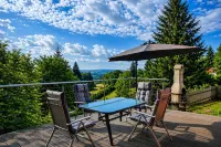 Ski- Und Wanderurlaub im Wald Ferienhaus Adlerblick - Parvekkeita