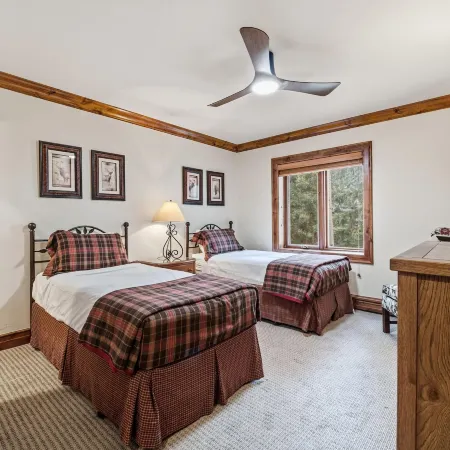 Westwind 201 2Bd 2BA Platinum Condo in Lionshead Village