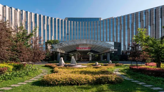 Sheraton Changchun Jingyuetan Hotel