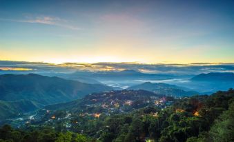 Baguio Burnham Suites Hotel