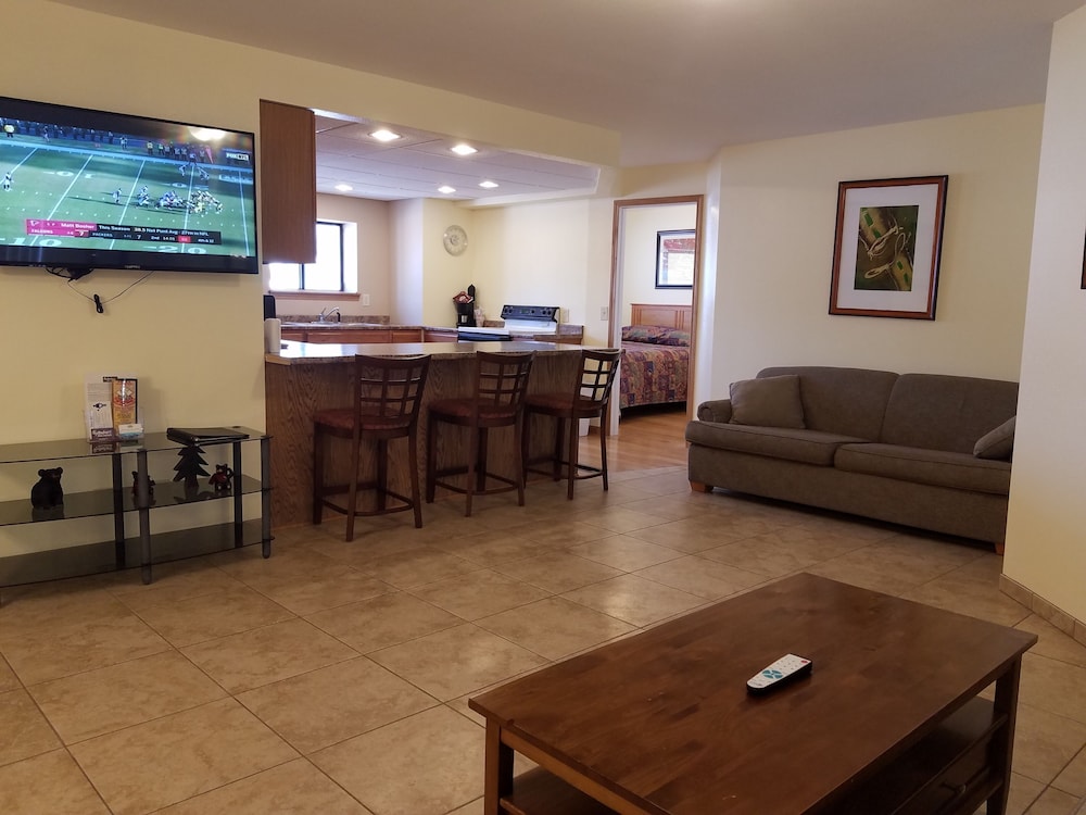 Amber's Inn & Suites