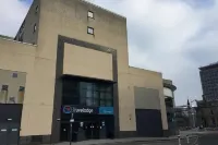 Travelodge Plymouth - parking