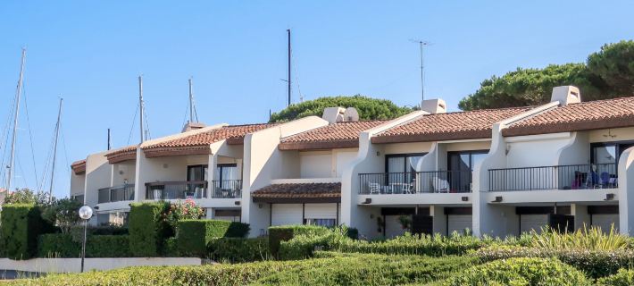 Les Deux Voiles Hotels in Cogolin