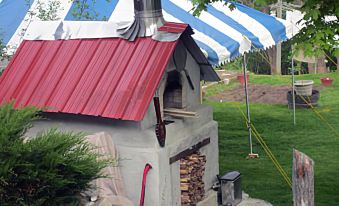 Inn at Neshobe River