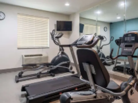 スリープ イン アンド スイーツ アット ケネソー ステート ユニバーシティー コブのホテル