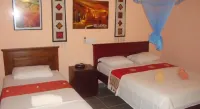Days Inn - Losmen
