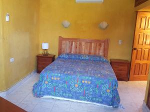 Bungalow in Varadero with Independent Entrance