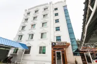 Gangjin Soo Hotels in der Nähe von Muwisa