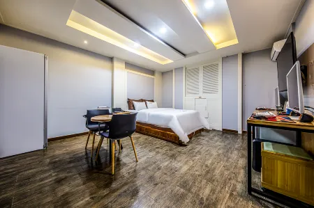 Daejeon Jungri Castle Отели рядом с достопримечательностью «Hanbat Museum of Education»