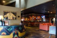 Holiday Inn PEWAUKEE-MILWAUKEE WEST by IHG