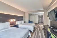 Holiday Inn Express & Suites Clearwater/US 19 N