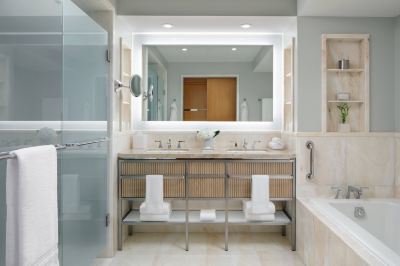 デラックスレイクビュールーム(クイーンベッド2台) ザ・リッツ・カールトン トロントの写真