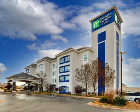 Holiday Inn Express & Suites ARDMORE by IHG Hotels in Ardmore