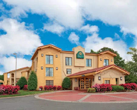 Quality Inn Hotels in Hampton