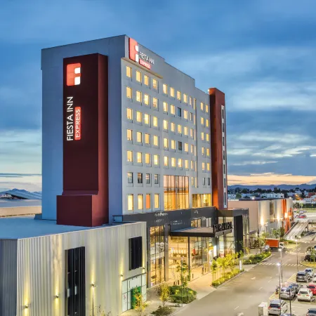 Fiesta Inn Express Puebla Explanada