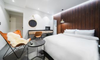 Anseong Hotel