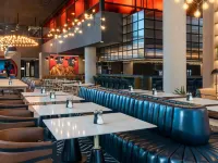 Radisson Red Johannesburg, Rosebank Hotels in der Nähe von Einkaufszentrum Killarney
