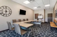Comfort Suites Grandview - Kansas City