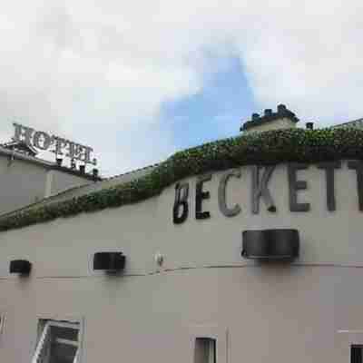 The Enniskillen Hotel and Motel Hotel Exterior