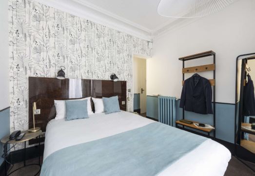 Lennon by Avalon Hotel Paris Gare du Nord 로비