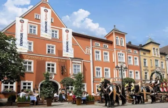 艾丁格麥釀啤酒酒店