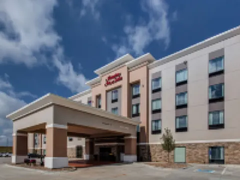 Hampton Inn & Suites Wichita/Airport Hotels in Wichita