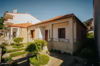 Kalavrita Downtown 3 Bedrm House for 6 Pers by Mps Hotels in Zarouchla
